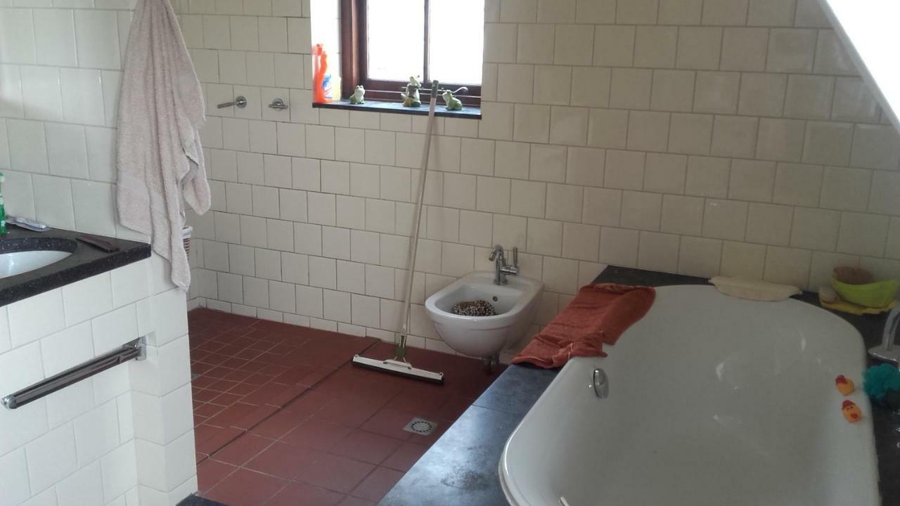 Guesthouse De Haal オーストザーン エクステリア 写真